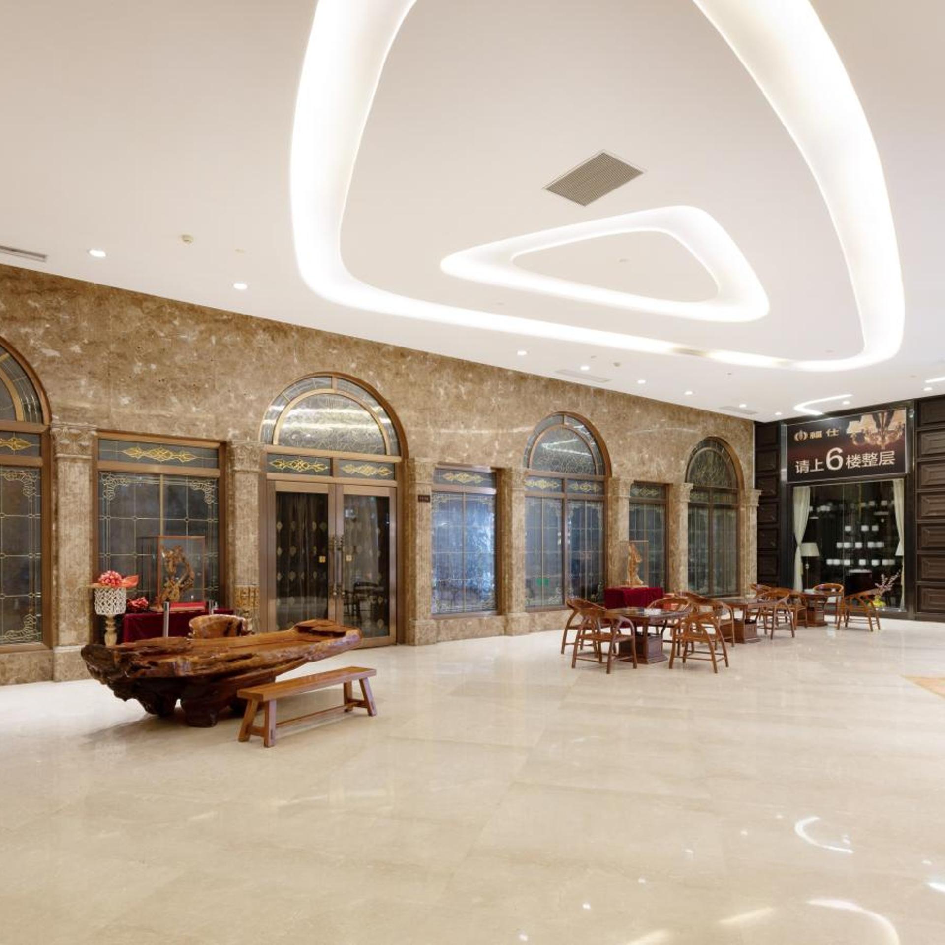Yinquan Hotel 7/46