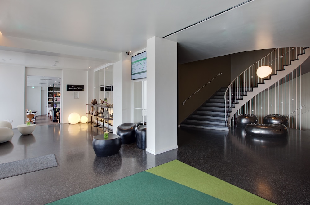 HOLIDAY INN DRESDEN - AM ZWINGER 50/77