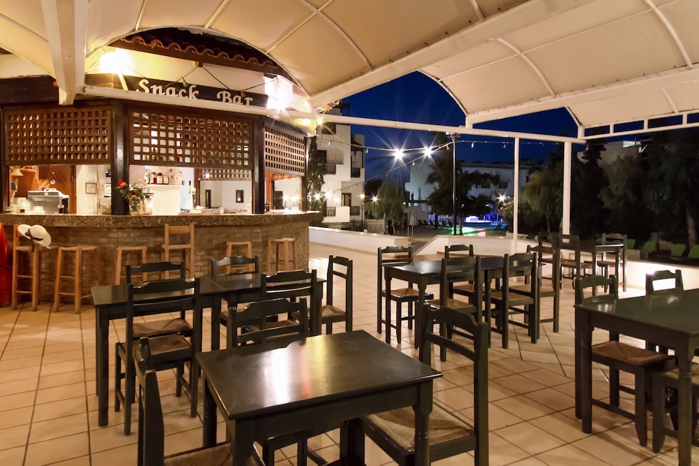 Club Lyda Hotel 48/66