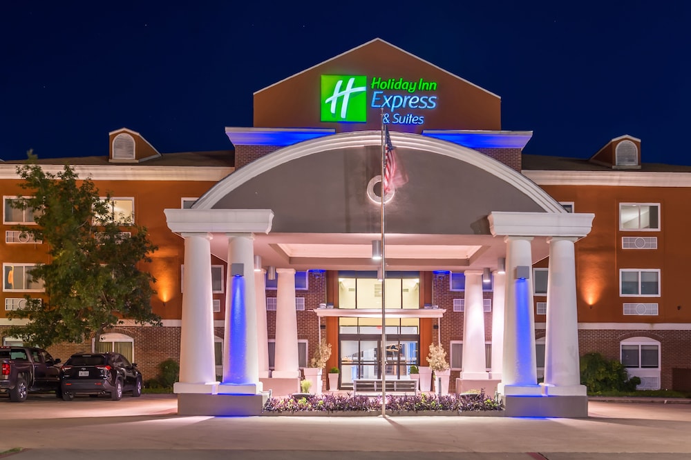 Holiday Inn Express Hotel And Suites Elgin 1/57