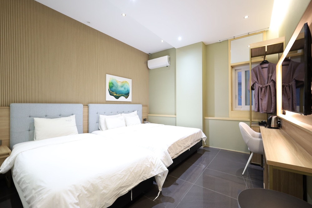 Hotel Almond Busan Station 10/47
