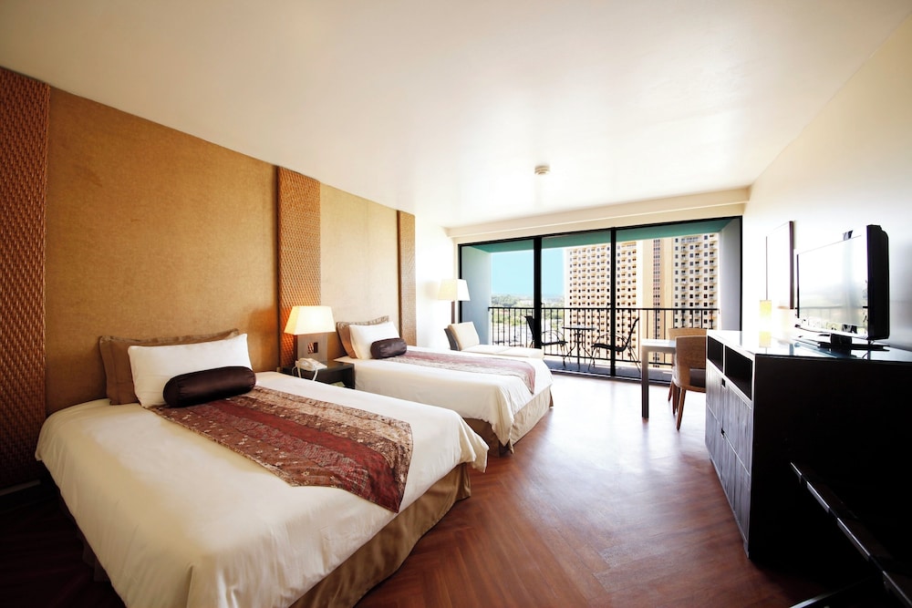 Go, Japanese, Tower, Infinity, Twin Beds, Ocean View