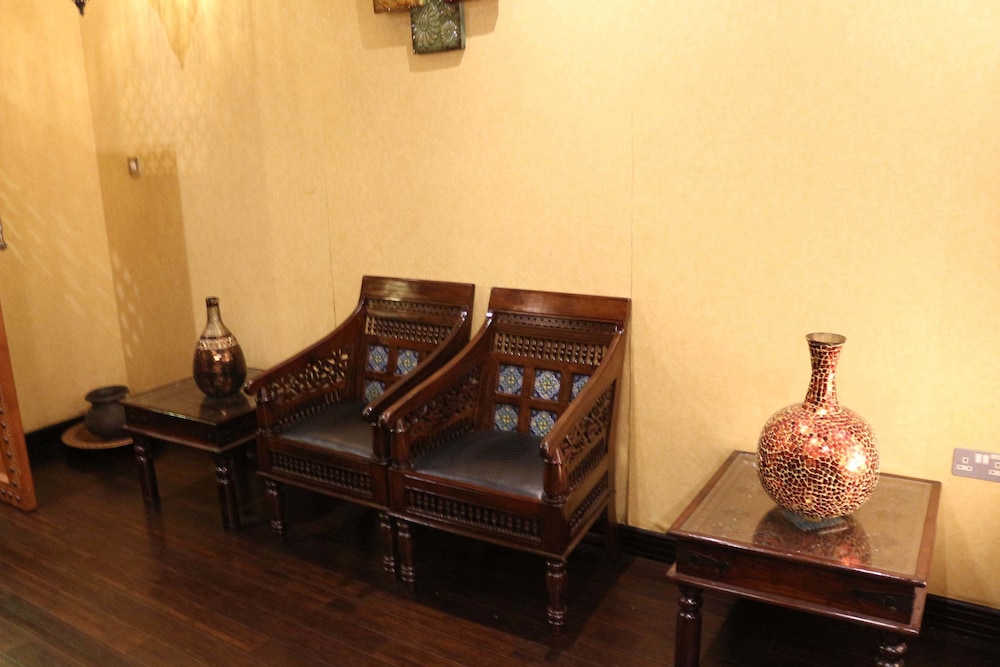 Pearl Executive Hotel Apartment (ex Pearl Park Deluxe Hotel Apartments) 39/50