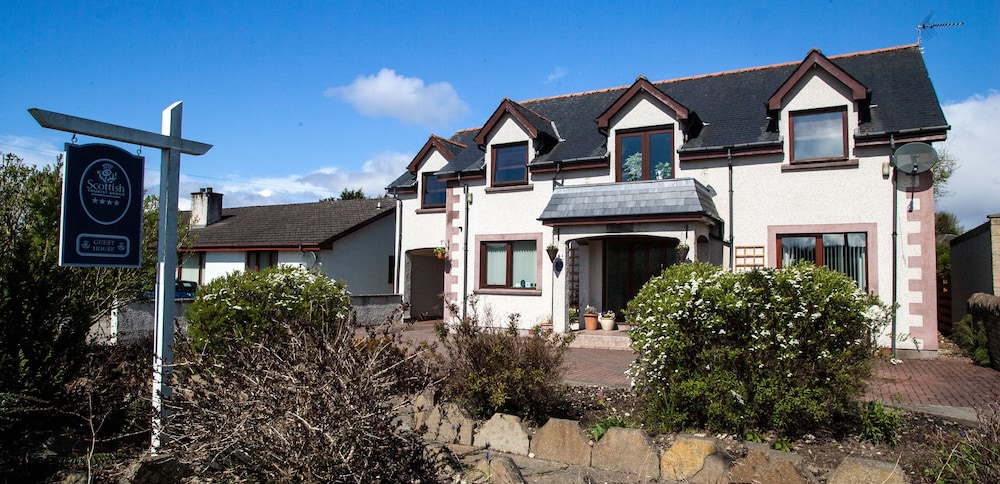 Dunhallin House 5/66