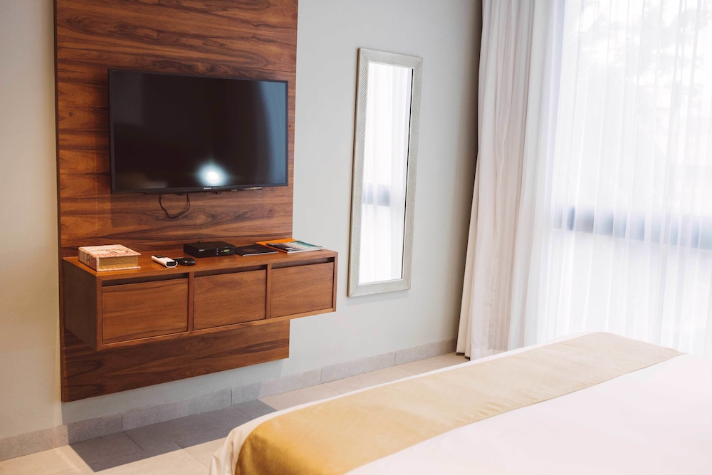 IT Boutique Hotel and Restaurant 28/73