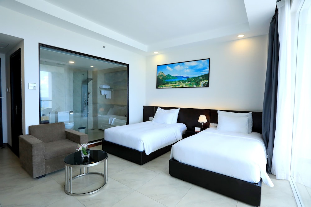 Orson Hotel and Resort Con Dao 14/50