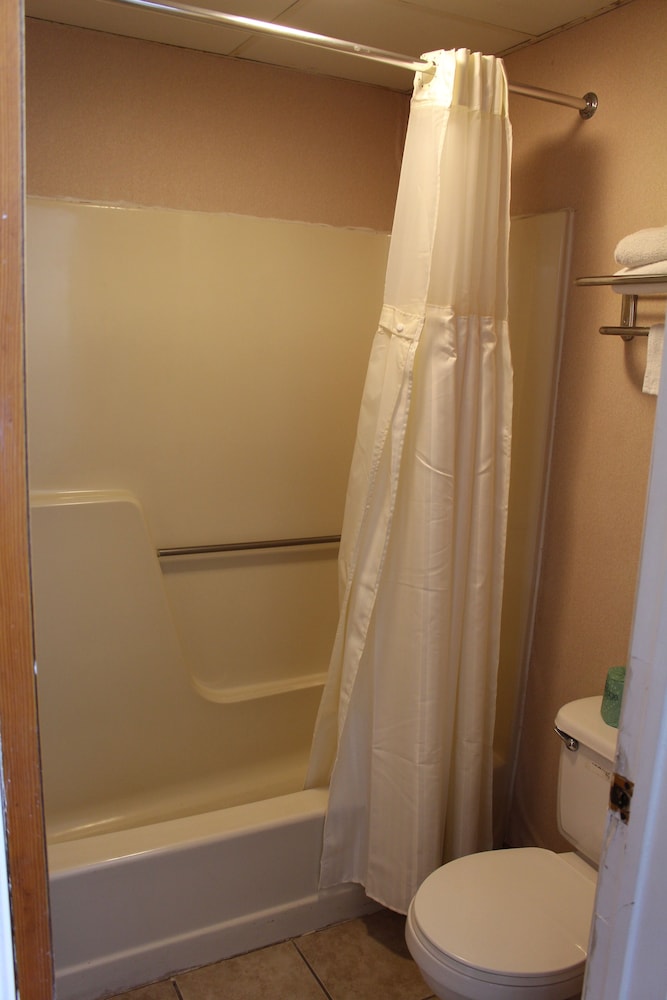 Budgetel Inn Atlantic City 16/36