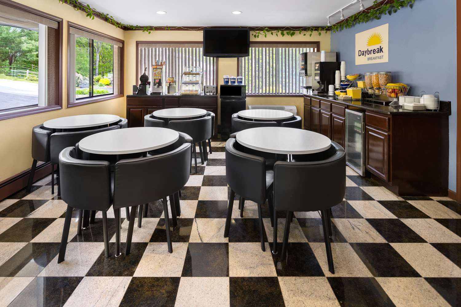 Days Inn by Wyndham Wurtsboro 14/20