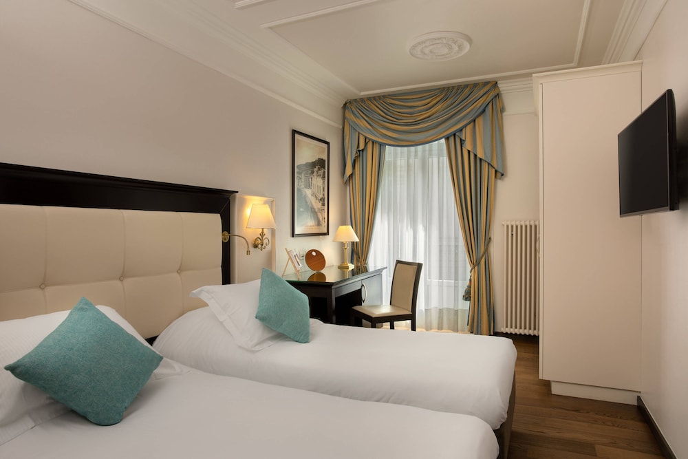 Grand Hotel Suisse Majestic 8/53