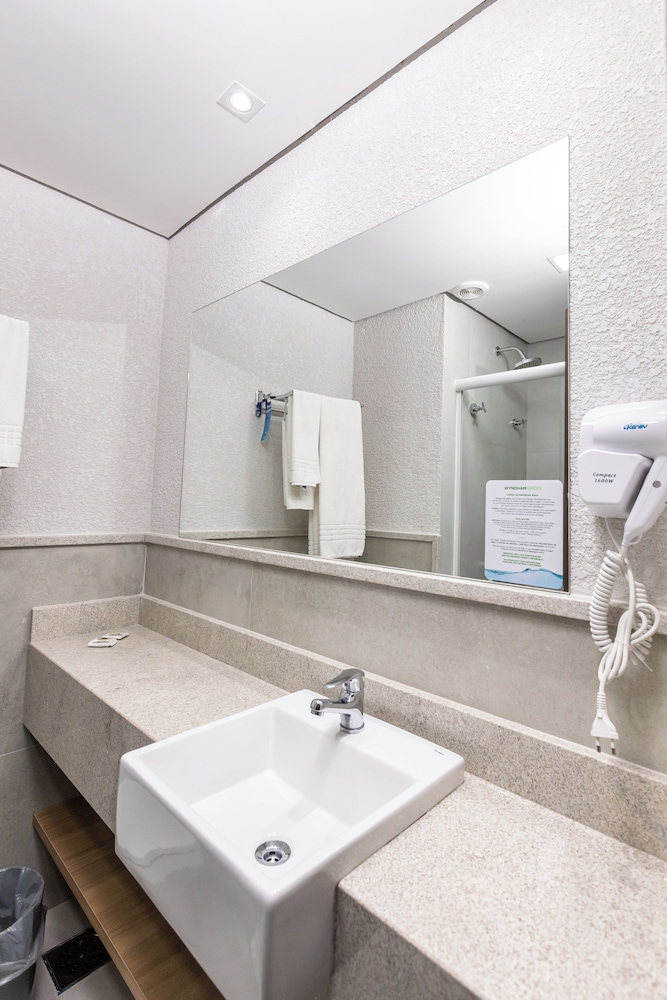 Days Inn By Wyndham Cascavel 47/50