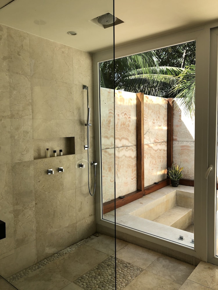 Blue Diamond Luxury Boutique - All Inclusive - Adults Only 49/50