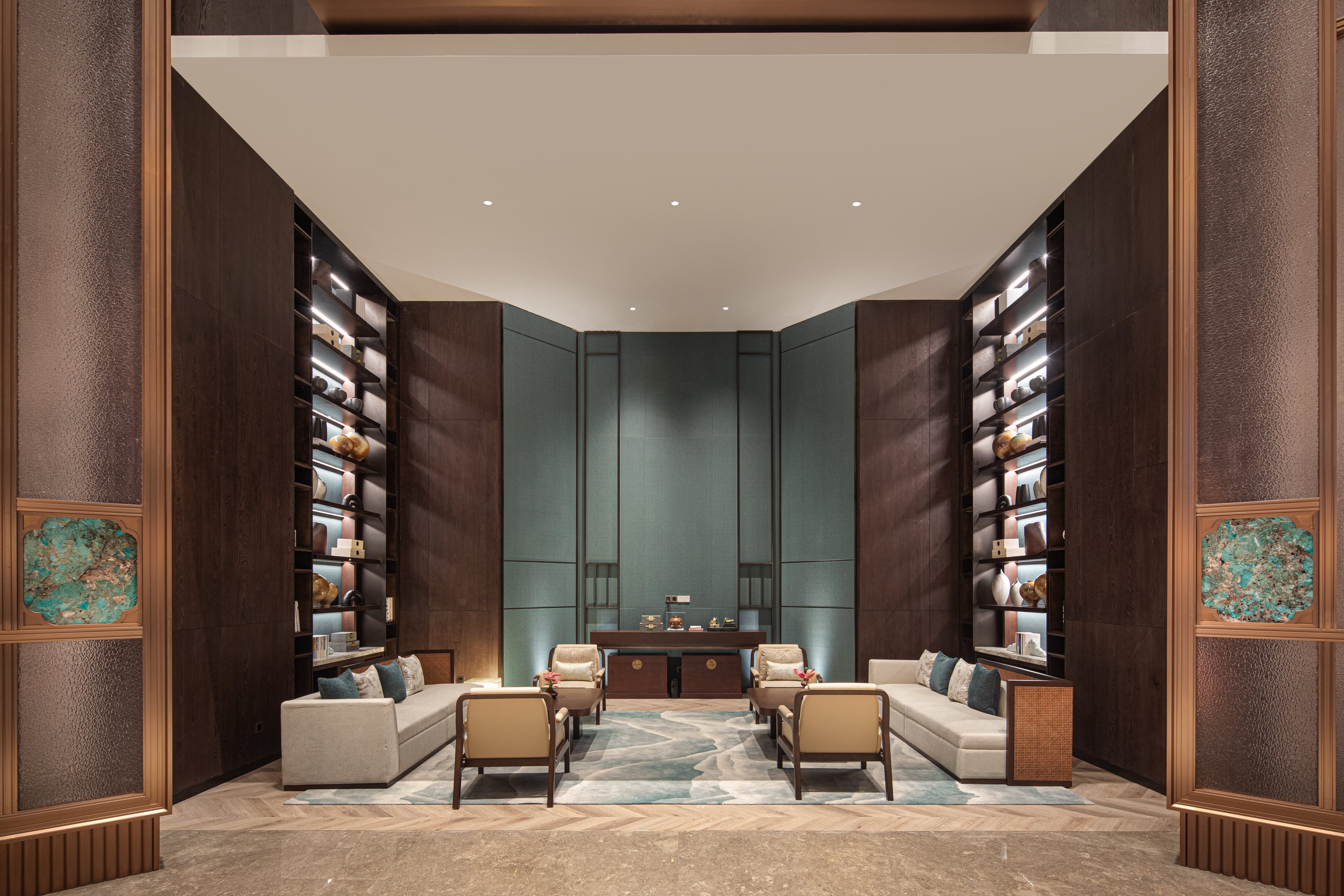 HUALUXE Haining by IHG 5/32