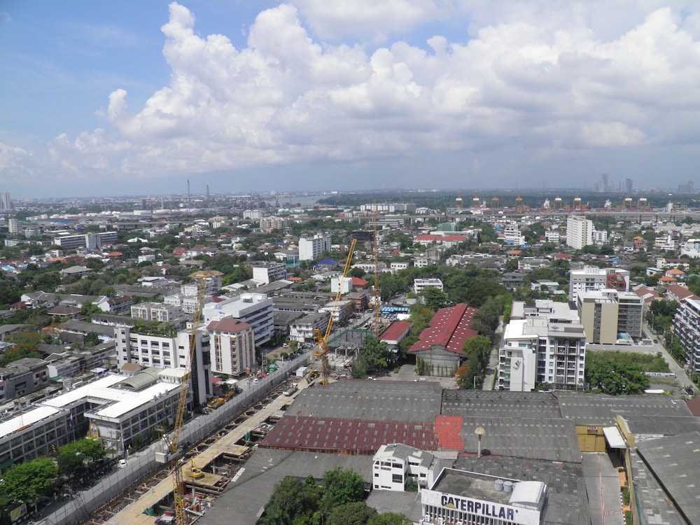 The Skyloft Bangkok 42/47