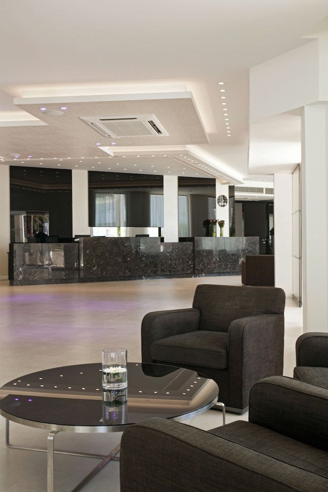 Christofinia Hotel 44/66