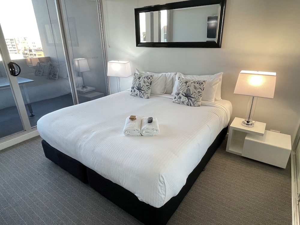 1 BEDROOM, PRESTIGE