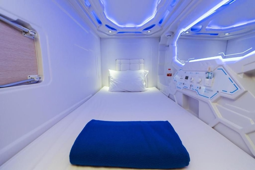 Digital Airport Hotel 15/23