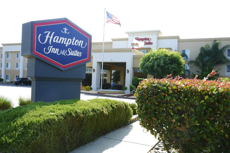 Hampton Inn Suites Red Bluff 2/38