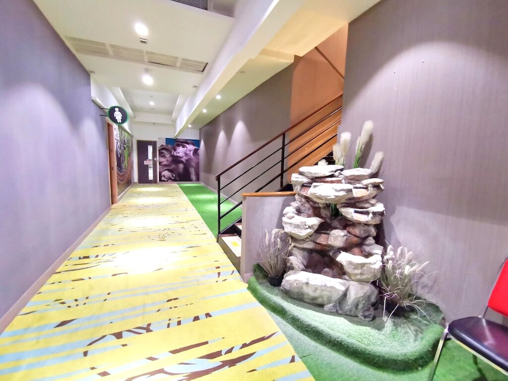 Capital O 75451 Podstel Hostel Bangkok 27/34