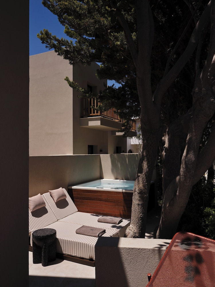 NAUMA PAROS Design Boutique Hotel Adults Only 39/50