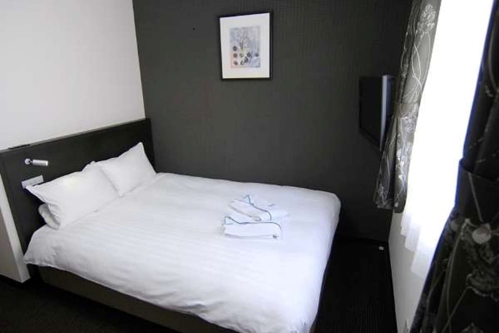 TAKAMATSU KOKUSAI HOTEL 9/65