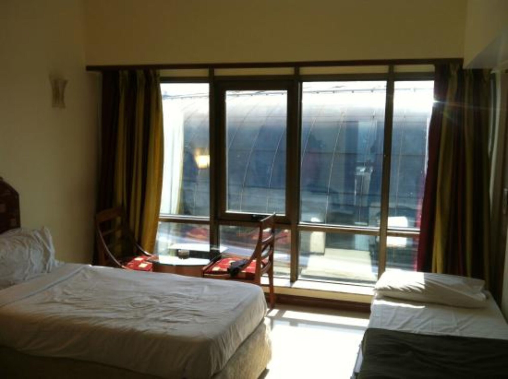 EXECUTIVE, SINGLE BED