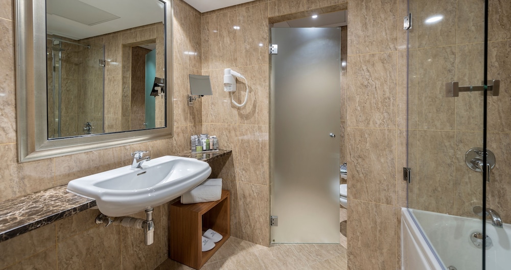 Avenida Hotel Maputo 23/56