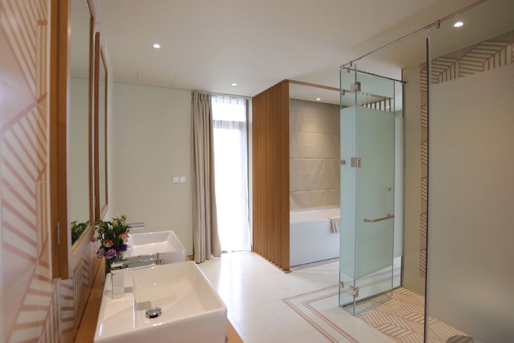Flc Luxury Hotel Samson 27/69