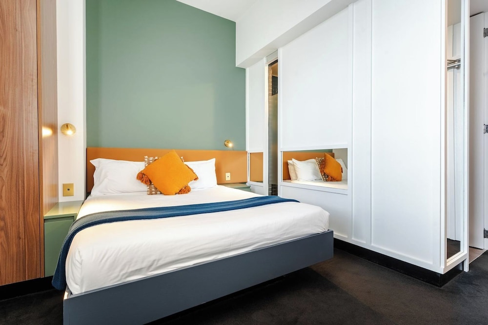 Middle Park Hotel 21/63