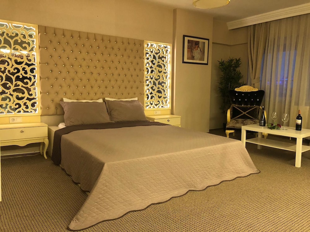 Lizzia Butik Hotel 18/36