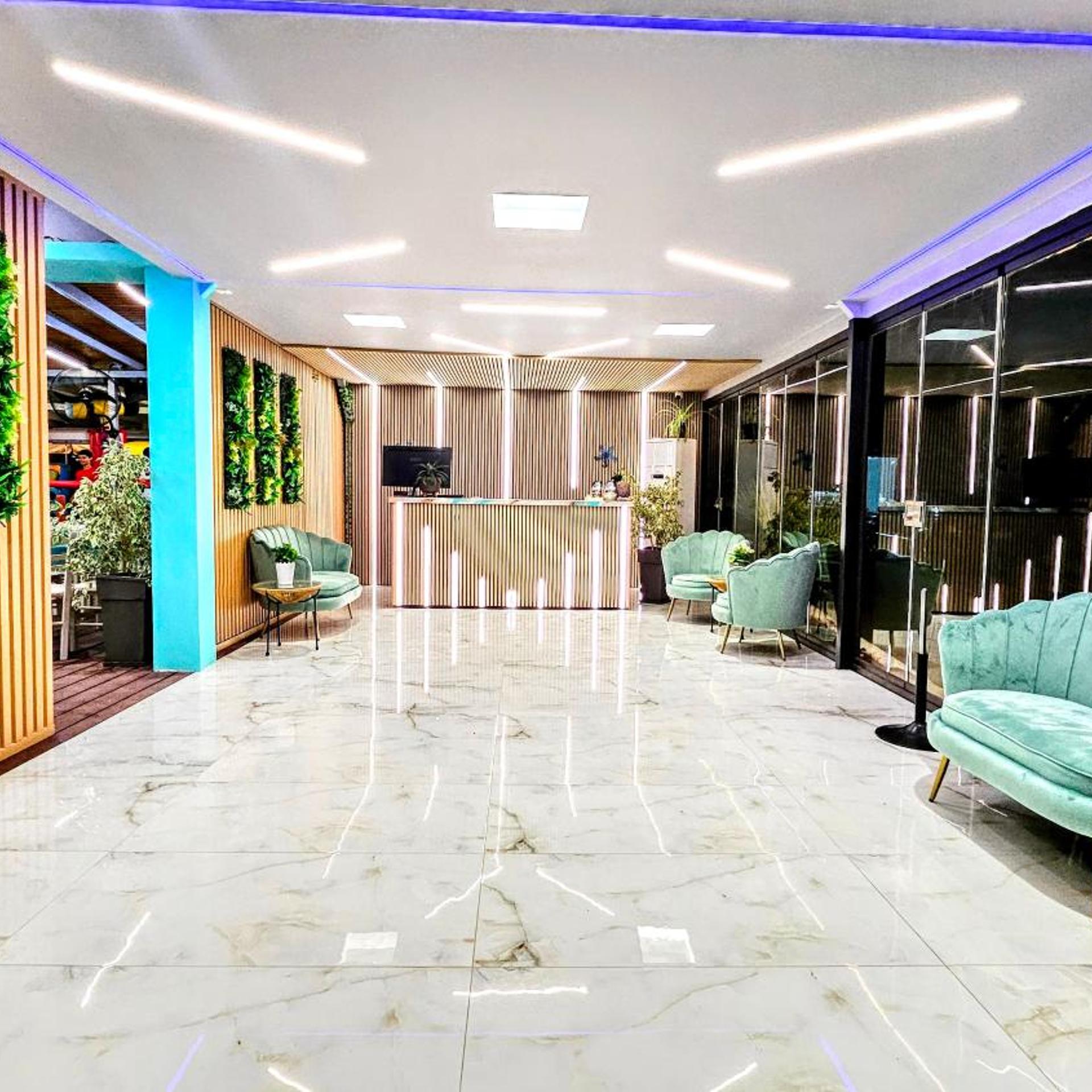Grand Beach Hotel 11/67