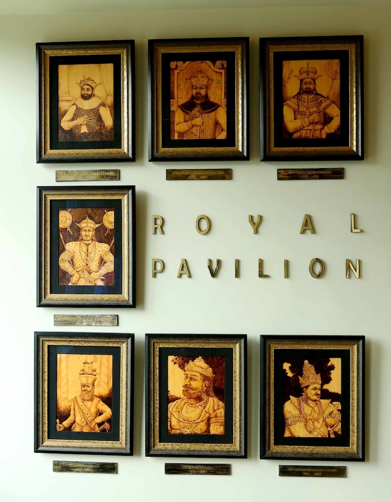 Lobby at Thilanka Hotel Kandy, KANDY