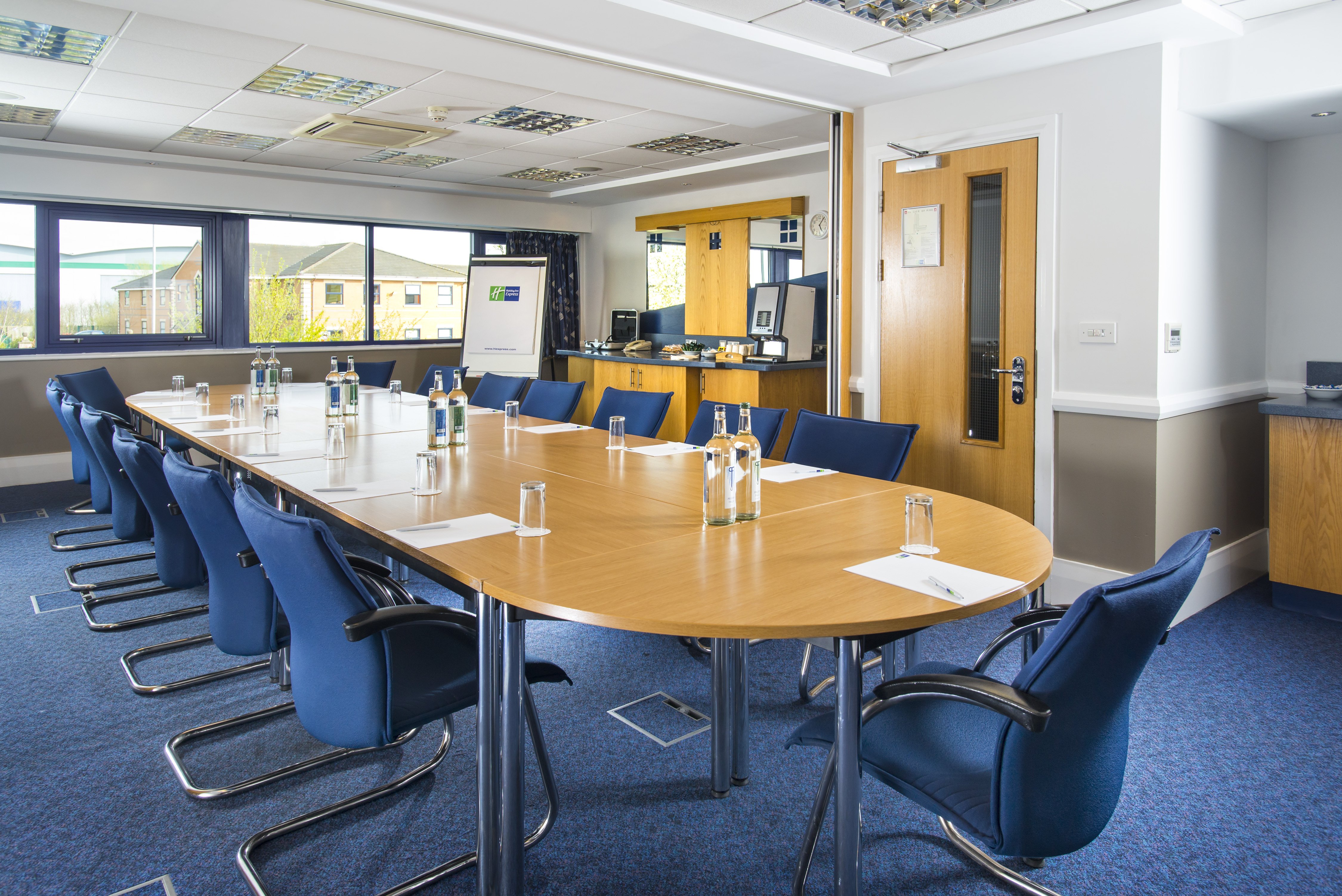 Holiday Inn Express Northampton - South, an IHG Hotel 57/64