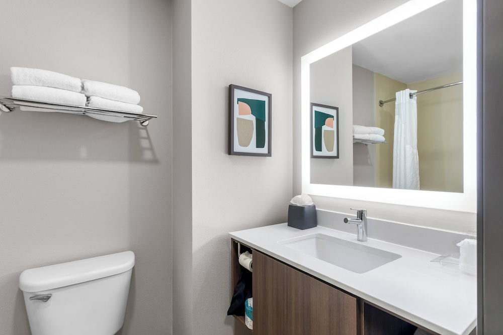 غرفة قياسية بسريرين كوين، Holiday Inn Oklahoma City Airport 7/10
