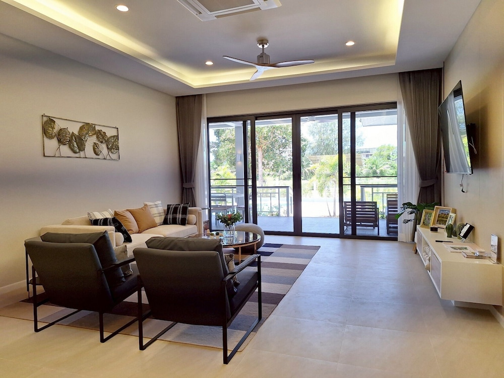 ThaiLife Wellness & Meditation Resort 59/80
