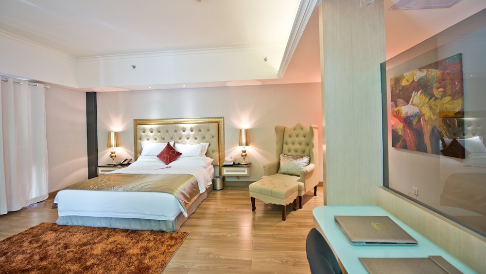The Royal Pinnacle Hotel 22/50