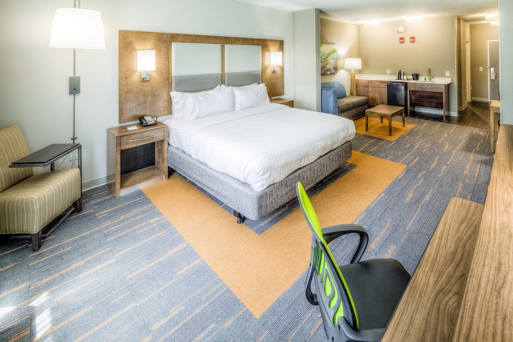 Holiday Inn Express And Suites Cleveland West Westlake 14/54