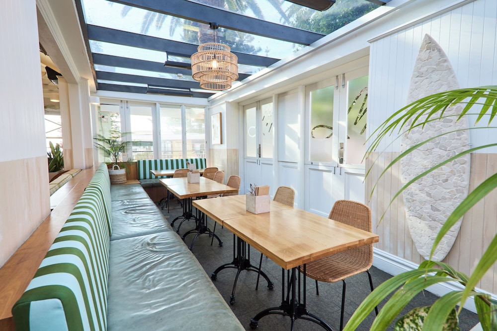 Coogee Bay Hotel Boutique 46/75