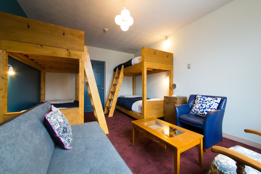Little Barrel Guest House - Hostel 51/81