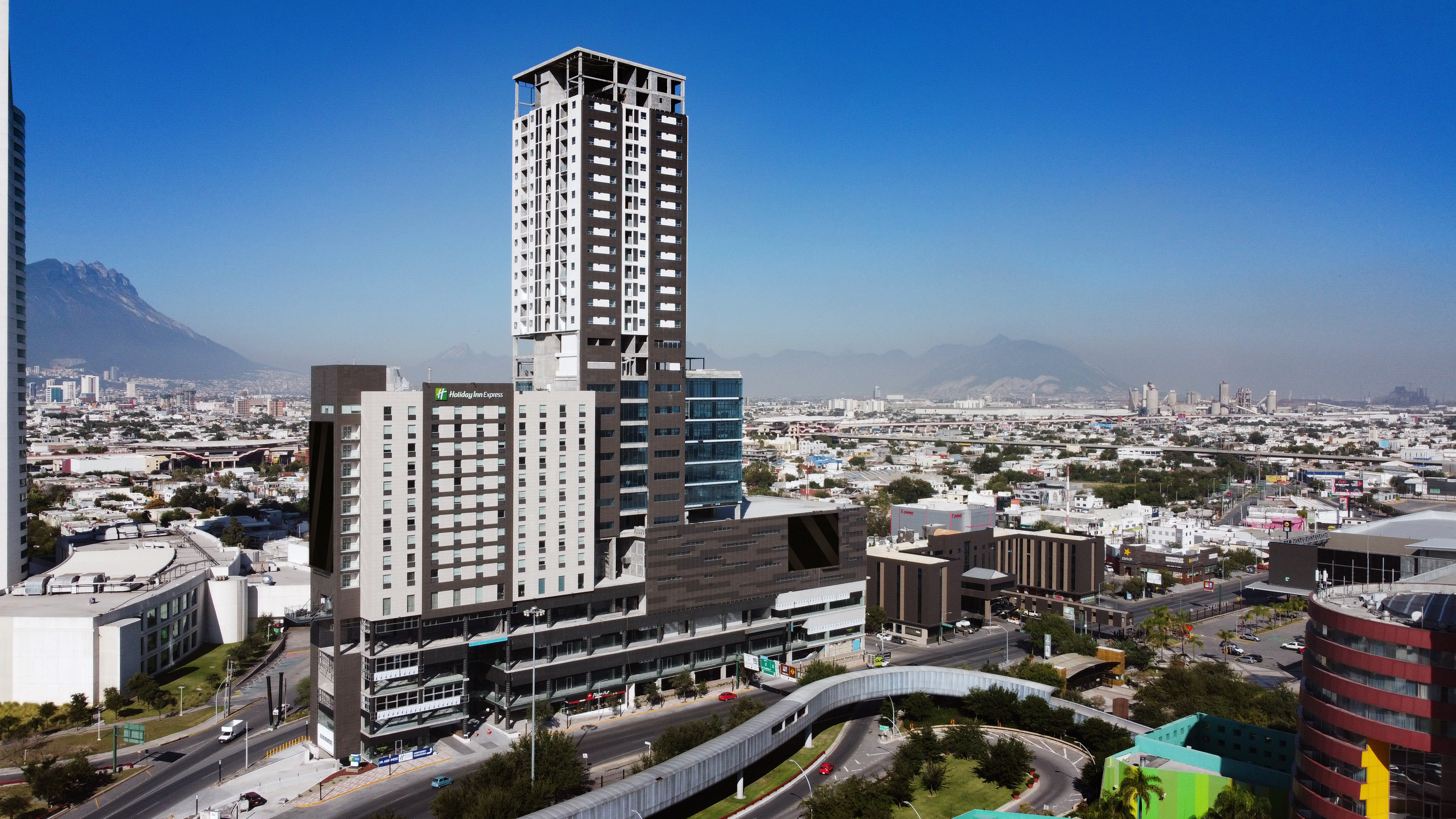 Holiday Inn Express Monterrey Fundidora 5/74