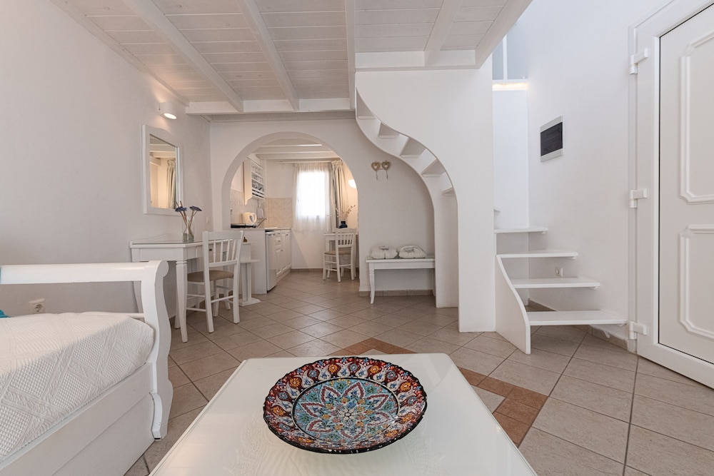 Reverie Santorini Hotel 29/50