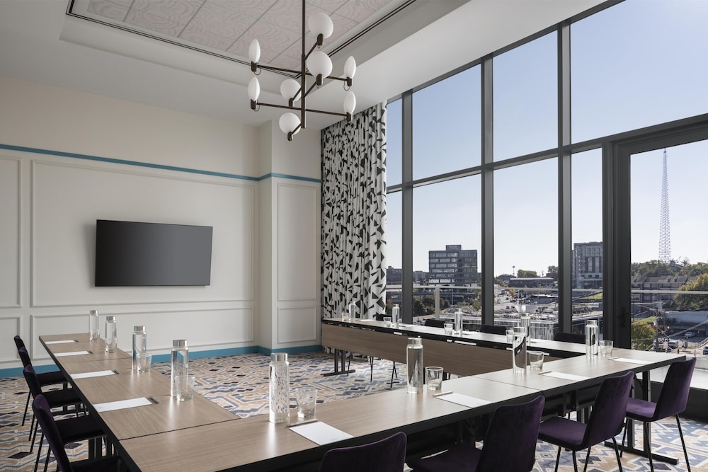 Hyatt Centric Downtown Nashville 43/50
