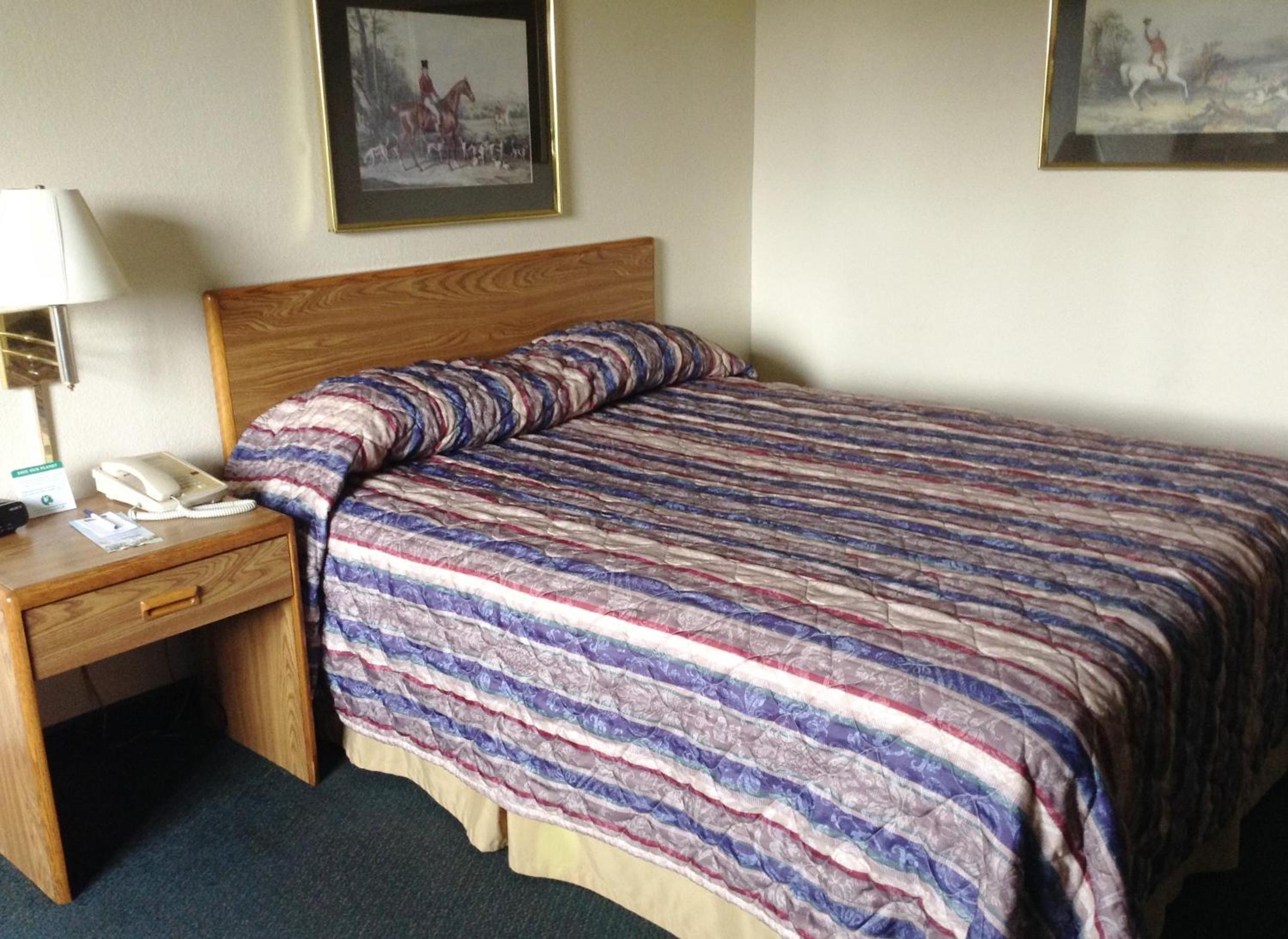 Travelodge by Wyndham Hudsonville 32/42