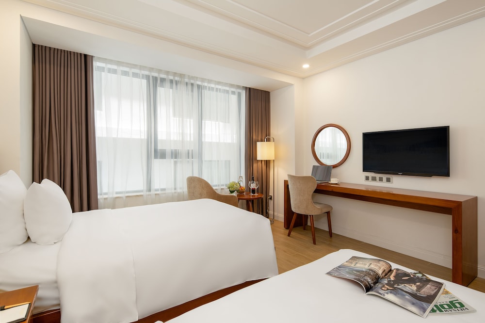 Paris Deli Danang Beach Hotel 36/80