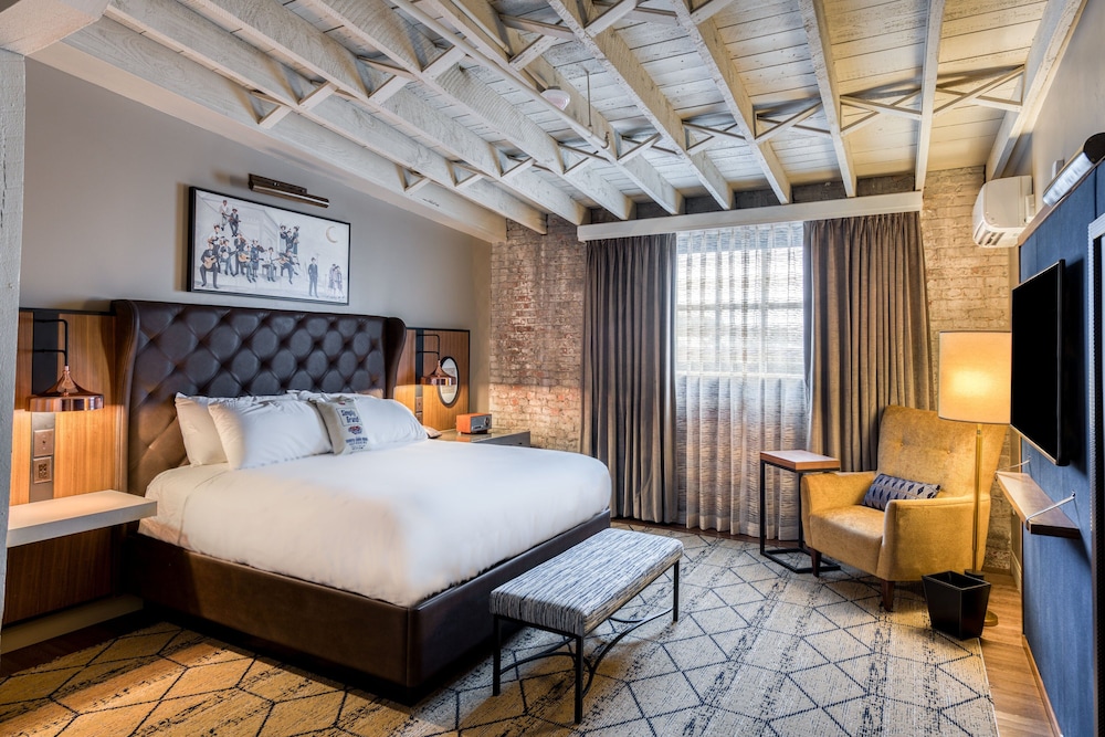 Room, King Bed, Accessible