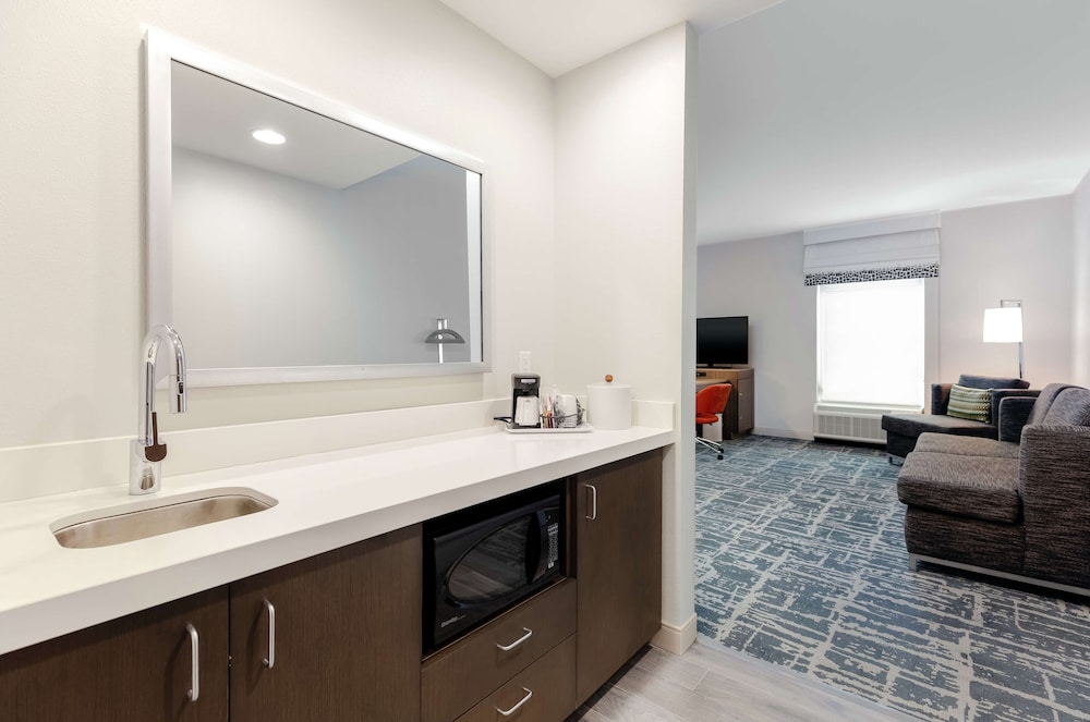 Hampton Inn Acworth GA 22/40