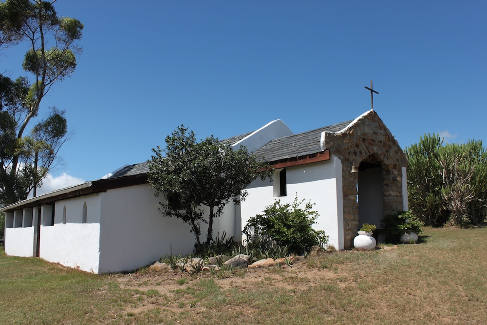 Leeuwenbosch Shearers Lodge 49/50
