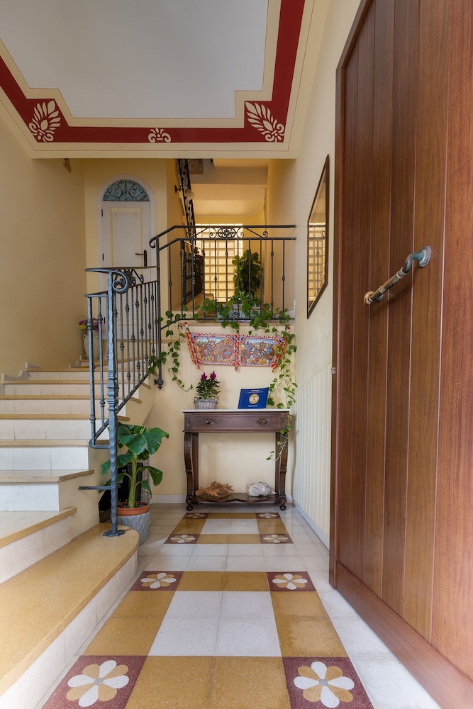 Casa Manzella 14/68