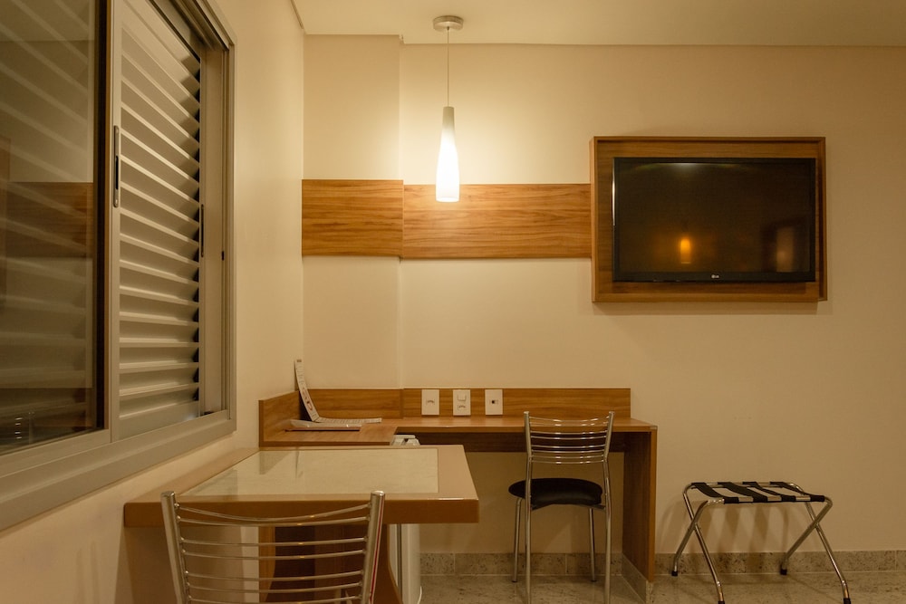 Lindoya Hotel 29/50