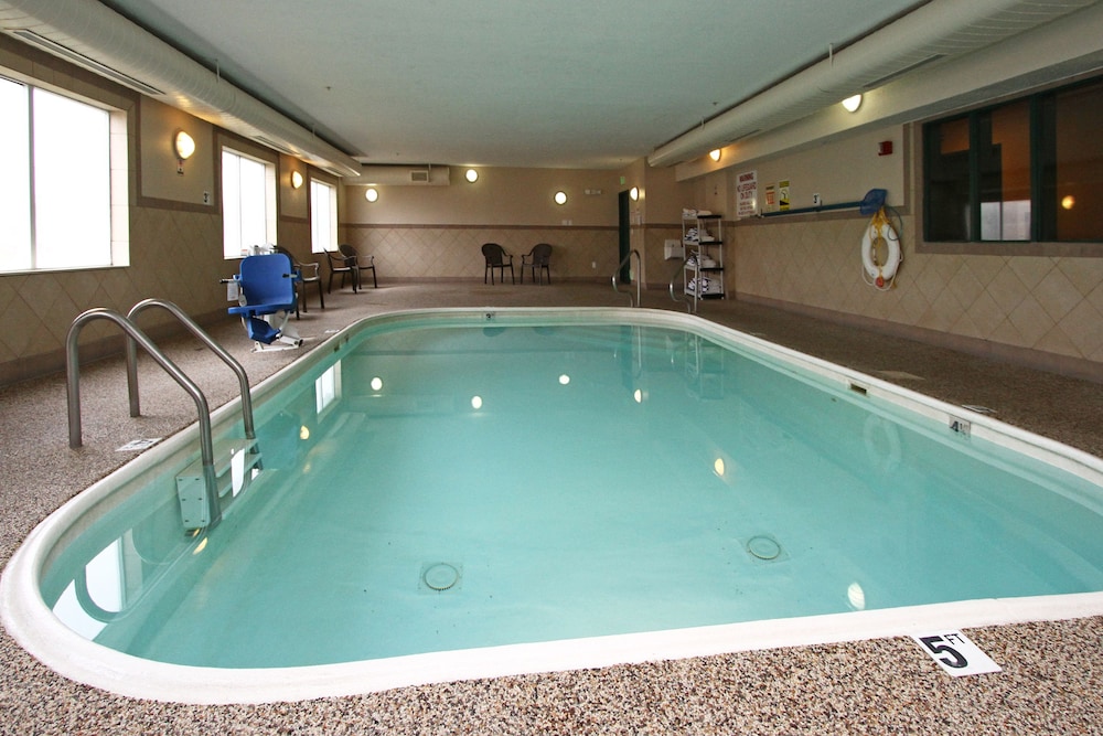 New Victorian Suites 43/66