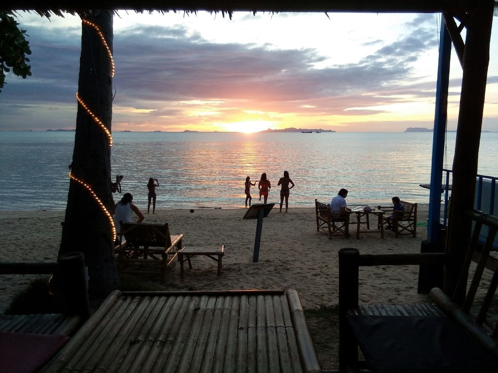 I Talay Beach Bar & Cottage Taling Ngam 26/39